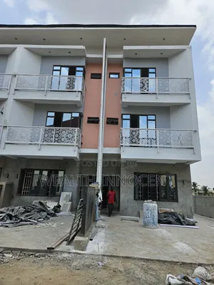 4bdrm Duplex in Guzape District for sale