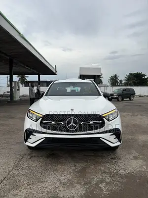 Mercedes-Benz GLC-Class GLC 300 2023 White