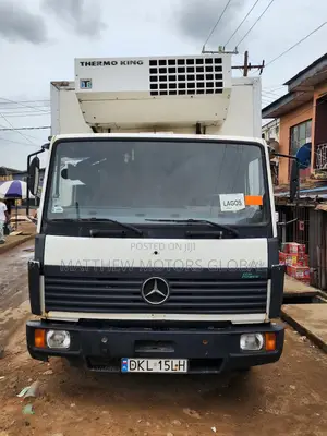 Super Clean Foreign Used Mercedes Benz 814 Cooling Van