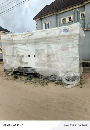 Brand New Perkins 1000kva Soundproof Diesel Silent Lister Generator