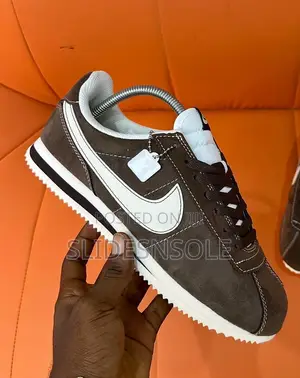 Nike Cortez, "Vintage Suede