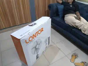 Lontor Rechargeable Fan With Water Spray for Instant Cooling