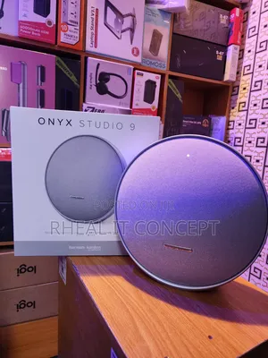Onyx Studio 9 Harman Kardon Speaker