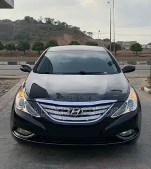 Hyundai Sonata 2011 Black