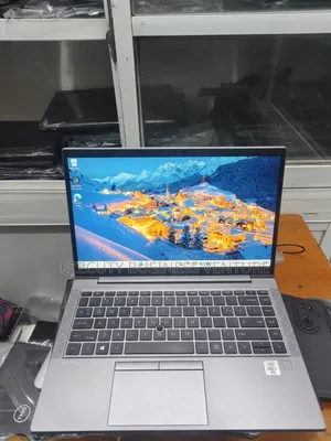 Laptop HP ZBook Firefly 14 G7 8GB Intel Core i7 SSD 256GB