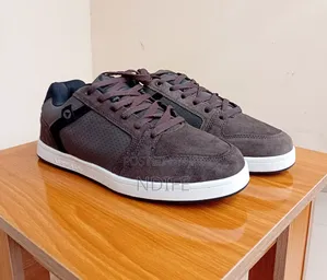 Thrift Airwalk Men's Sneakers (Original Shoe)