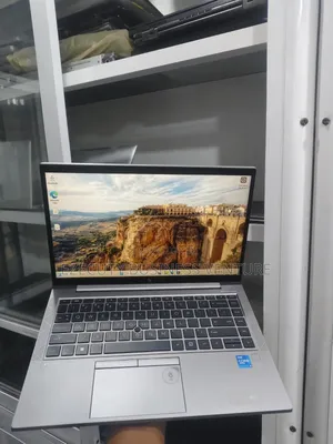 Laptop HP ZBook Firefly G8 16GB Intel Core i5 SSD 256GB