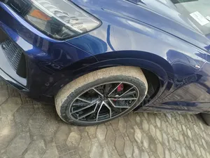 Audi Q8 2021 Blue