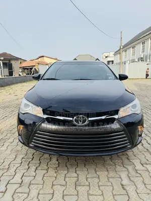 Toyota Camry SE 4dr Sedan (2.5L 4cyl 6A) 2017 Black
