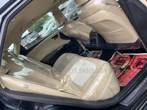Toyota Avalon Limited Sedan FWD (3.5L 6cyl 6A) 2017 Gray