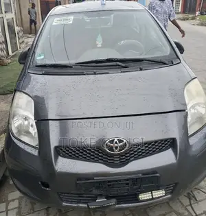 Toyota Yaris 2006 Gray