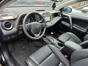 Toyota RAV4 Limited 4dr SUV AWD (2.5L 4cyl 6A) 2014 Black