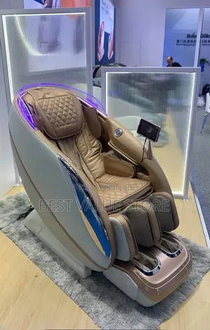 Luxury Massage Chair With Voice Command/ Control