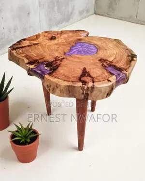 Handcrafted Oak Table, Slab Center Piece