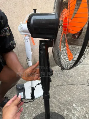 Solar Fan With Panel