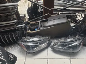 Mercedes-Benz E350 W212 Headlights 2014