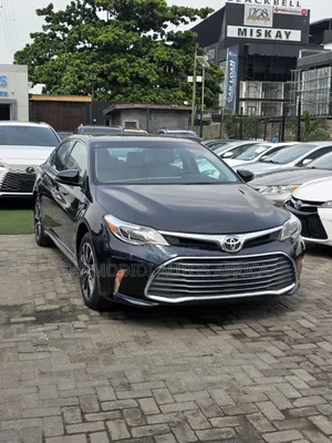 Toyota Avalon XLE FWDSedan (3.6L 6cyl 6A) 2016 Gray