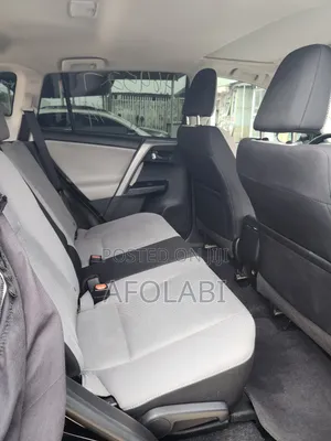 Toyota RAV4 XLE 4dr SUV (2.5L 4cyl 6A) 2018 Black