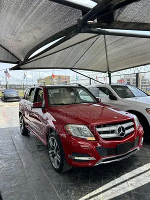 Mercedes-Benz GLK-Class Base GLK 350 4dr AWD 4MATIC (3.5L 6cyl 7A) 2015