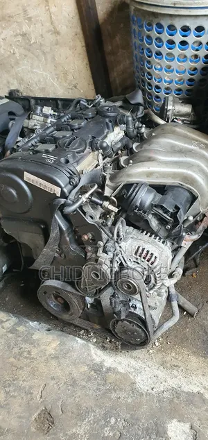 Volkswagine Passat 2.0 Fsi Engine