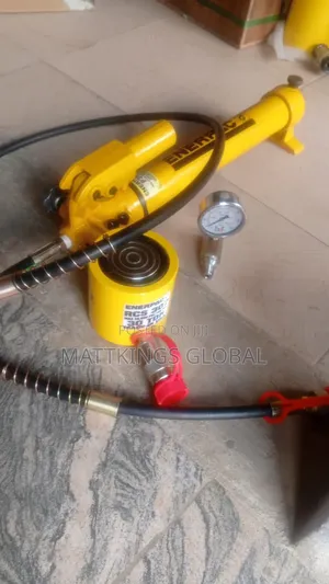 Enerpac Hydraulic Hand Pump 30 Ton