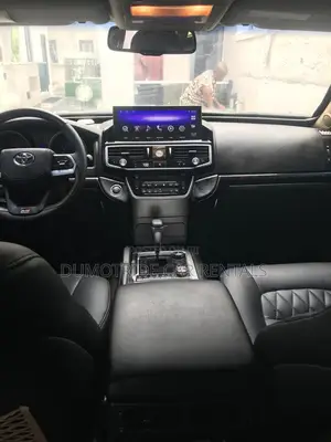 Toyota Hilux, Camry Car ,Coaster Hiace Bus for Car Rentals