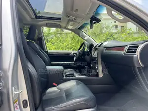Lexus GX 460 Luxury 2015 Silver