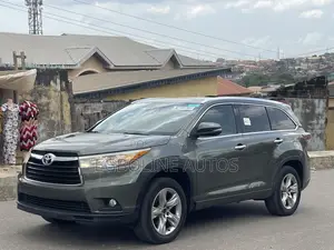 Toyota Highlander Limited V6 4x4 (3.5L 6cyl 6A) 2016 Gray