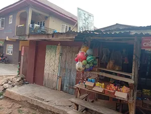 3bdrm Bungalow in Oke Ado for sale