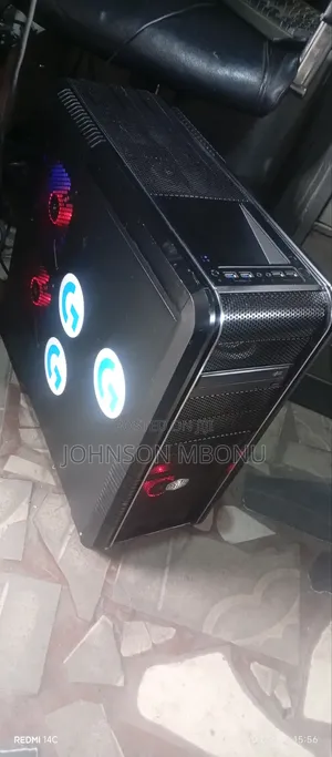 Gigabyte GA-H110MSTX-HD3-ZK 32GB Intel Core i7 HDD+SSD 512GB