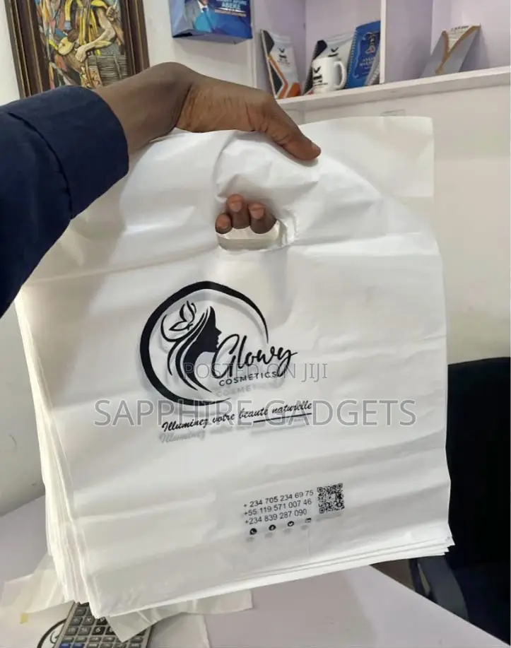 A Professional Graphic Designer/ Printer