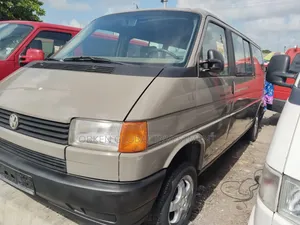 Volkswagen Transporter 2005 Grey