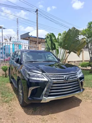 Lexus LX 2017 Black