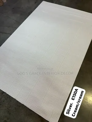 E150a Silver Design Luxury Center Rug