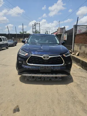 Toyota Highlander 2020 Blue
