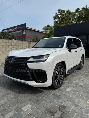 Lexus LX 600 2023 White