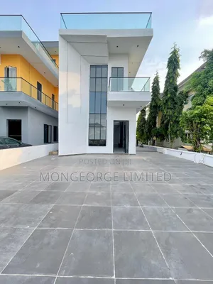 6bdrm Duplex in Chevron for sale