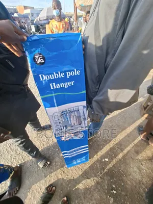 70 Kg Heavy Duty Double Pole Boutique Hanger