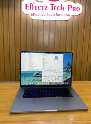 Laptop Apple MacBook Pro 2023 M2 Max 16-inch 32GB Apple M2 SSD 512GB