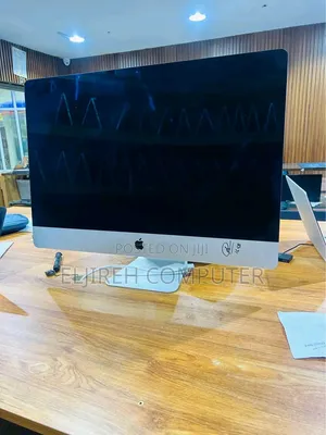 Desktop Computer Apple iMac 8GB Intel Core i5 SSHD (Hybrid) 1T