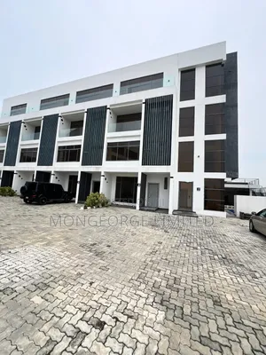 5bdrm Townhouse/Terrace in Ikate for sale