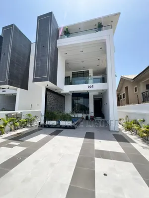 5bdrm Duplex in Ikota for sale