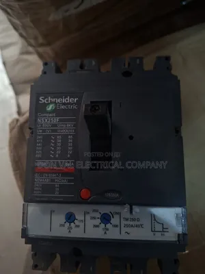 250amp 3pole McCb Schneider