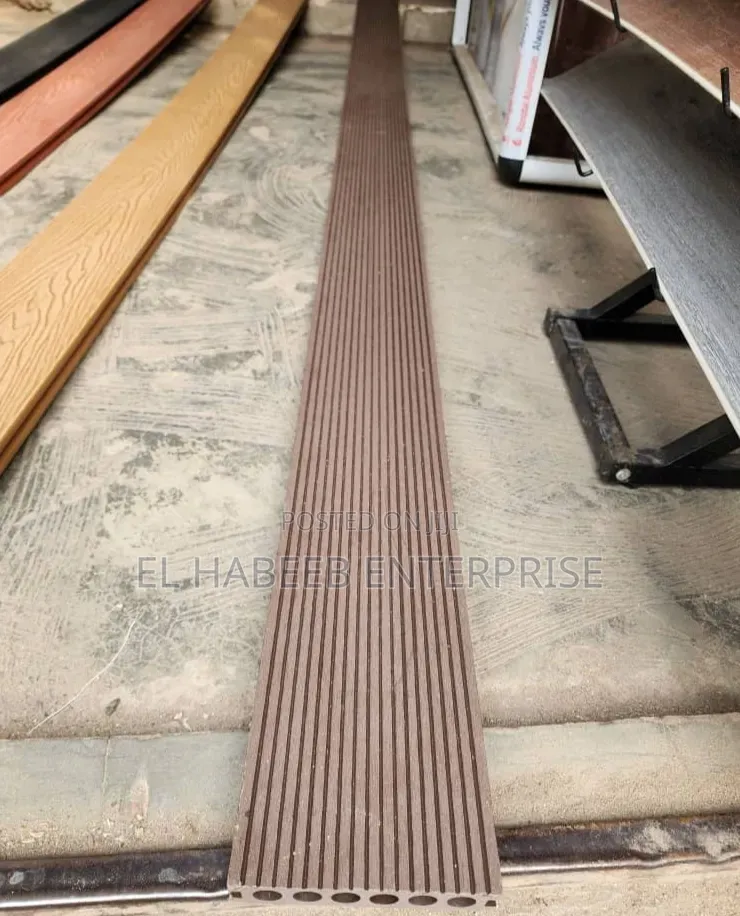 Exterior Floor Deck