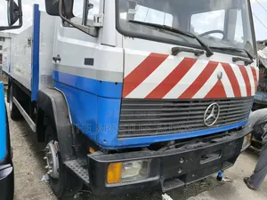 Mercedes Benz Truck 1114