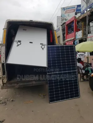 550watts Jinko Solar Panels