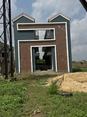 1bdrm Apartment in Behind Lead City, Akala Express for sale