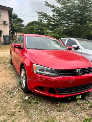 Volkswagen Jetta SE 2011 Red