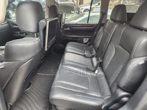 Lexus LX 570 AWD 2017 Gray