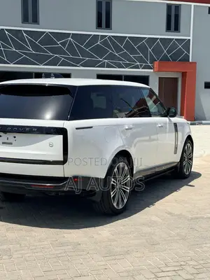 Land Rover Range Rover Vogue 2024 White